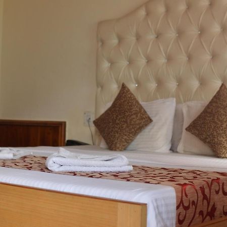 Hotel Pine Grove-Mall Road Manali  Luaran gambar