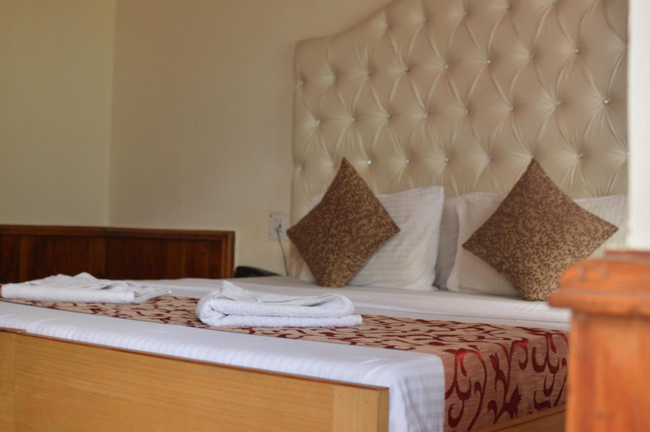 Hotel Pine Grove-Mall Road Manali  Luaran gambar